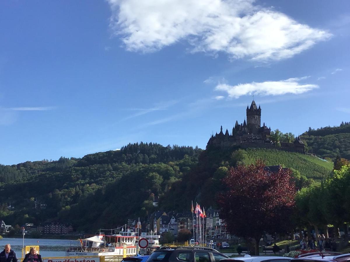 Attraktive Wohnung-elztalidyll-zwischen Mosel,nuerburgring Und Burg Eltz Apartment